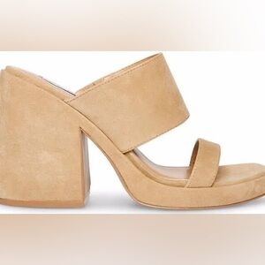 Steve Madden Vickey Suede Chunky Heeled Sandals in Tan Size 9